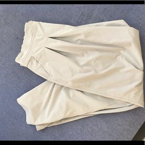 Breezy pleated pants